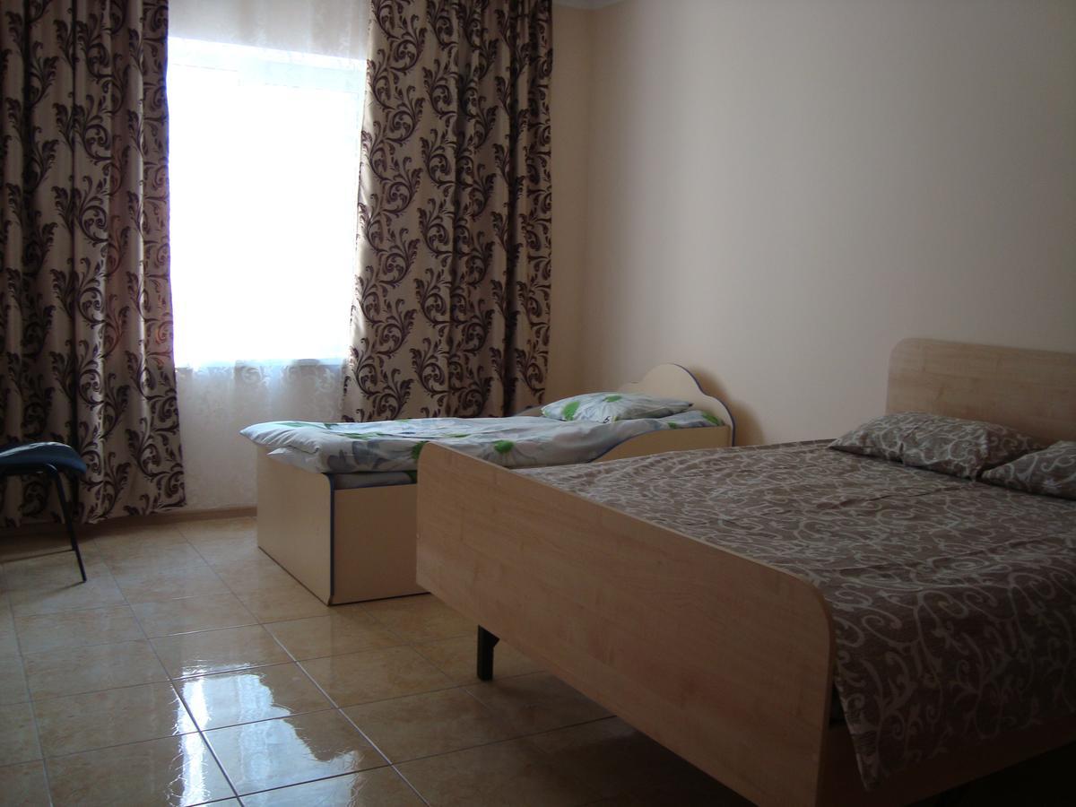 Hostel Sofia Zjytomyr Buitenkant foto