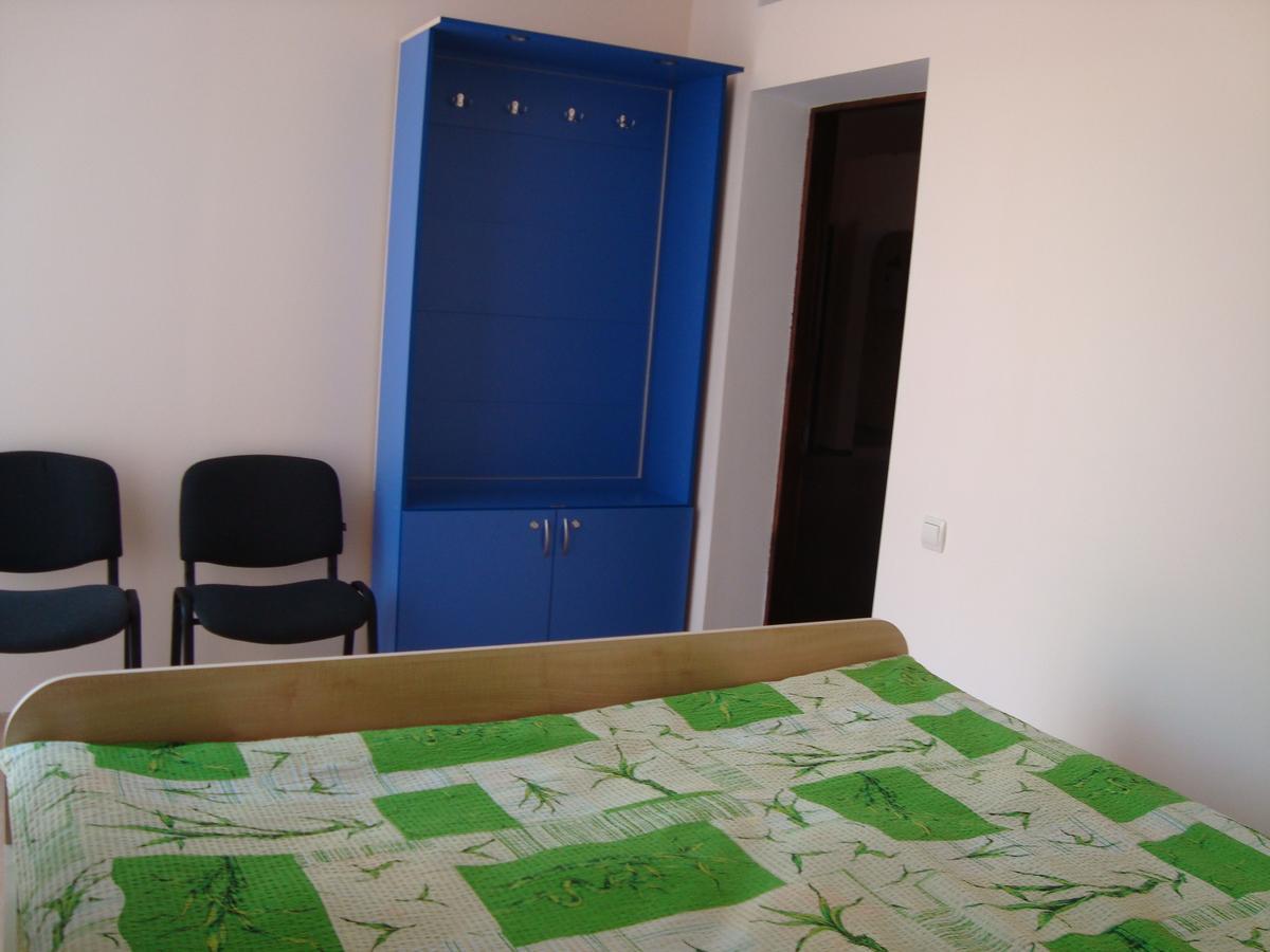 Hostel Sofia Zjytomyr Buitenkant foto